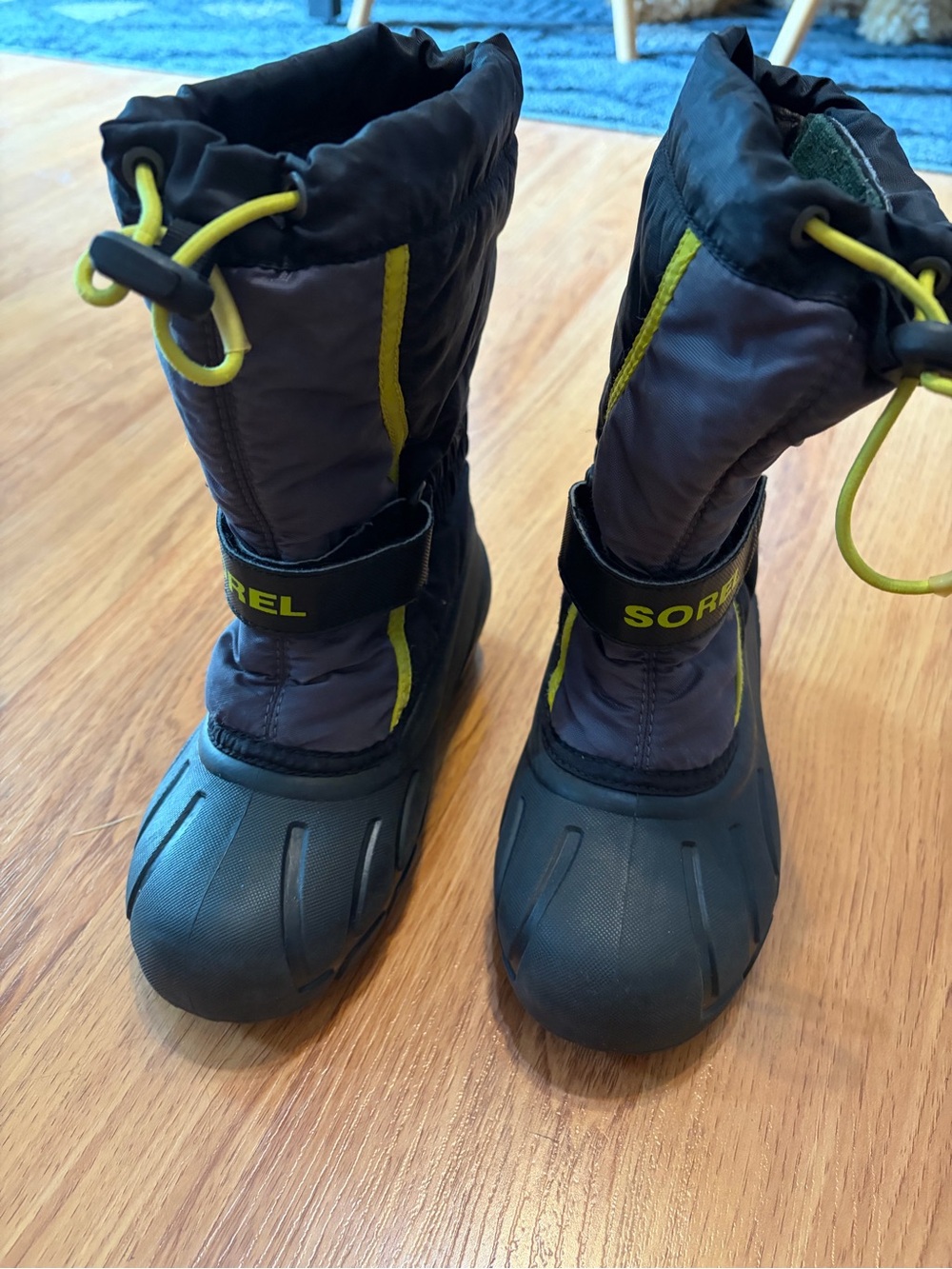 SOREL Kids' winter Snow Boots. Dark Gray/Black  with NeonAccents size 13c